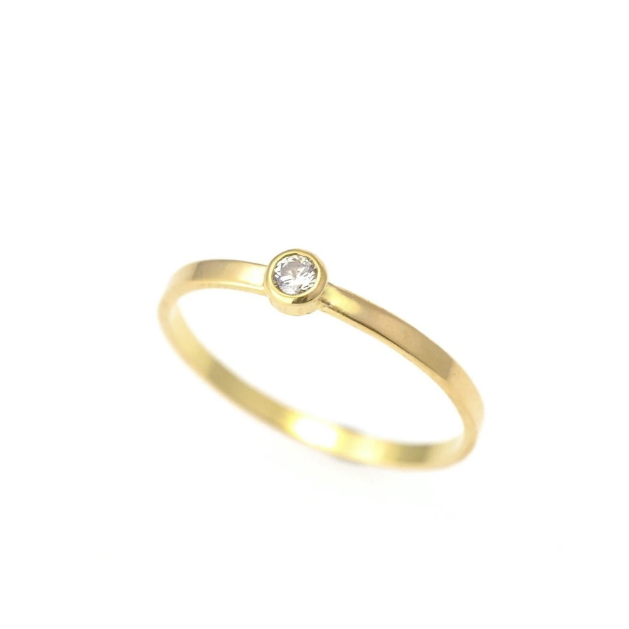The Solitaire Diamond Ring by Nelly Creative Studios