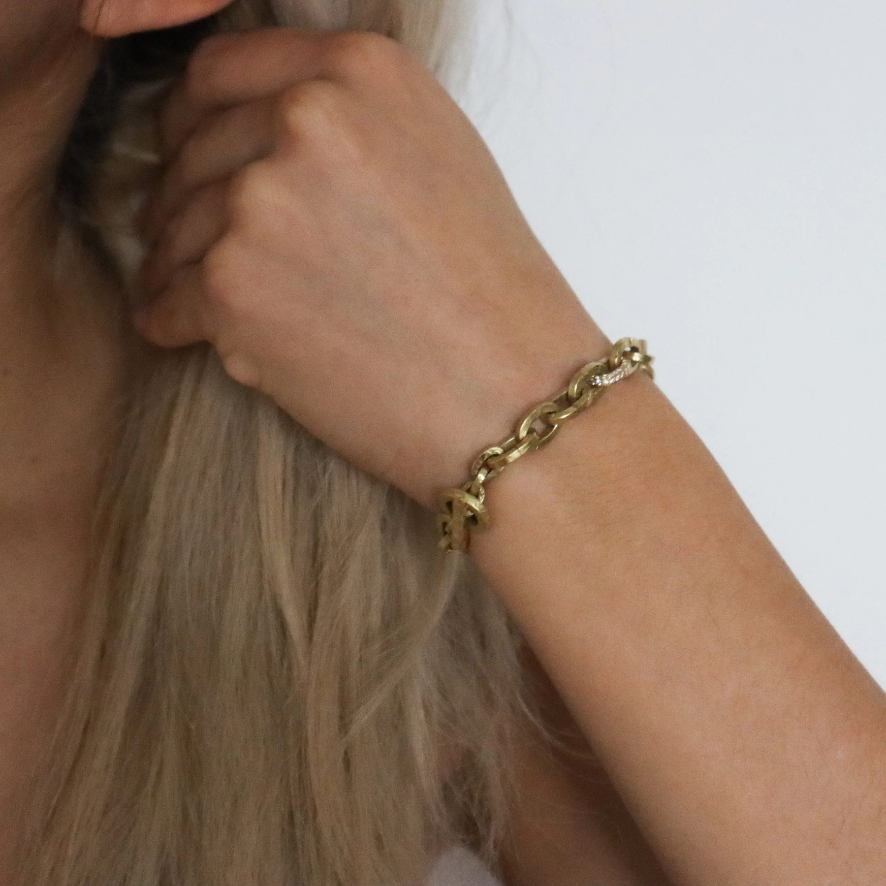 Small Gold and Diamond Links Bracelet